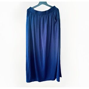 Sejour Navy Blue Skirt Plus Size 1X Long Pockets Satin Feel Lightweight